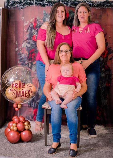 Ensaio Fotográfico de Dia das Mães em Arroio dos Ratos/RS - Yasmin Lombardi e Família'