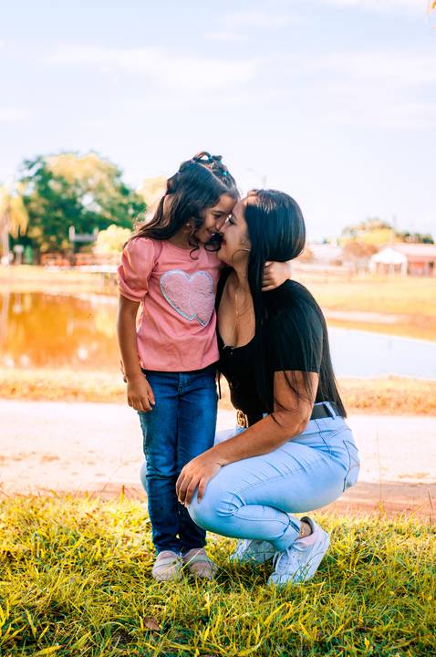 Ensaio Fotográfico de Dia das Mães no Lago Municipal de Arroio dos Ratos/RS - Vitória Santos e Família'