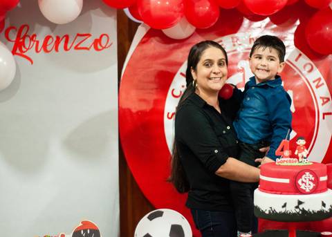 Lorenzo - 4 Aninhos
Fotografia Aniversário Infantil
Arroio dos Ratos/RS'
