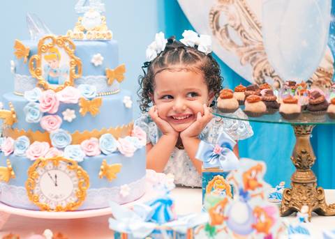 Ana Clara - 4 Aninhos
Fotografia Aniversário Infantil
Tassoni Festas e Eventos
Arroio dos Ratos/RS'