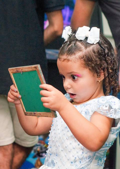Ana Clara - 4 Aninhos
Fotografia Aniversário Infantil
Tassoni Festas e Eventos
Arroio dos Ratos/RS'