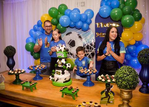 Malu e Théo 
Fotografia Aniversário Infantil
Tassoni Festas e Eventos
Arroio dos Ratos/RS'