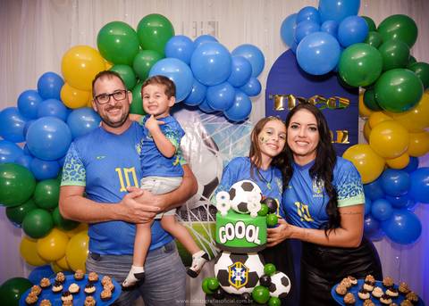 Malu e Théo 
Fotografia Aniversário Infantil
Tassoni Festas e Eventos
Arroio dos Ratos/RS'