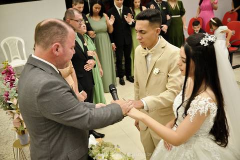 Casamento de Quézia & Fábio
Assembleia de Deus
Arroio dos Ratos/RS'
