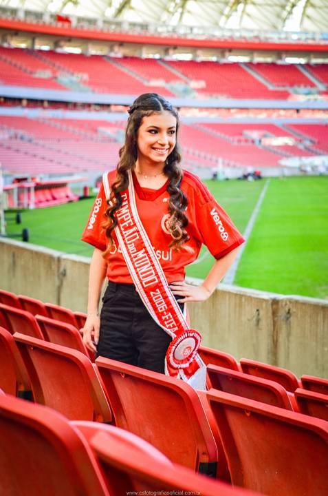 Ensaio Fotográfico de 15 Anos no Sport Club Internacional'