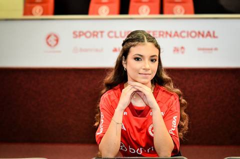 Ensaio Fotográfico de 15 Anos no Sport Club Internacional'
