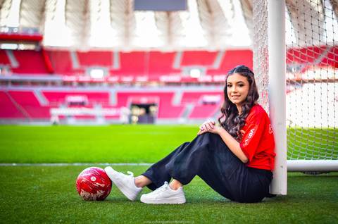 Ensaio Fotográfico de 15 Anos no Sport Club Internacional'