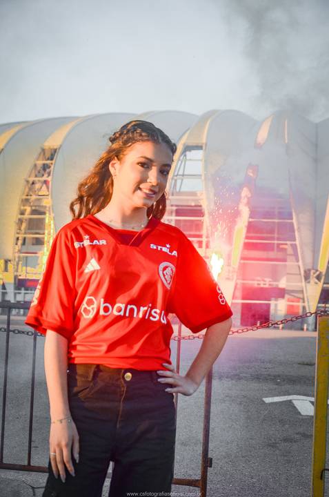 Ensaio Fotográfico de 15 Anos no Sport Club Internacional'