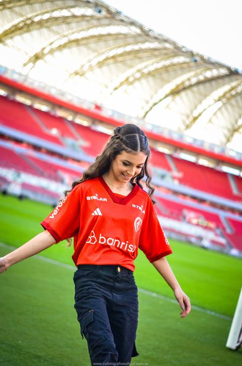 Ensaio Fotográfico de 15 Anos no Sport Club Internacional'