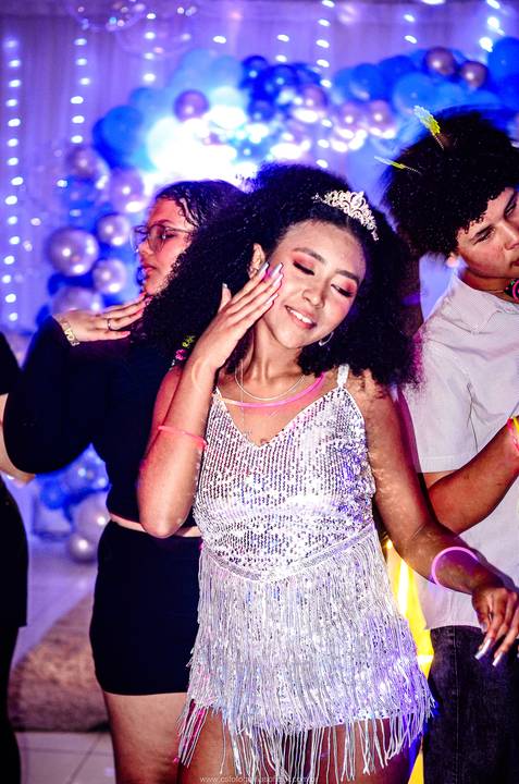 Festa de Aniversário 15 Anos na Tassoni Festas e Eventos em Arroio dos Ratos/RS - Mariane Dorneles'