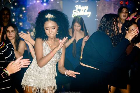 Festa de Aniversário 15 Anos na Tassoni Festas e Eventos em Arroio dos Ratos/RS - Mariane Dorneles'