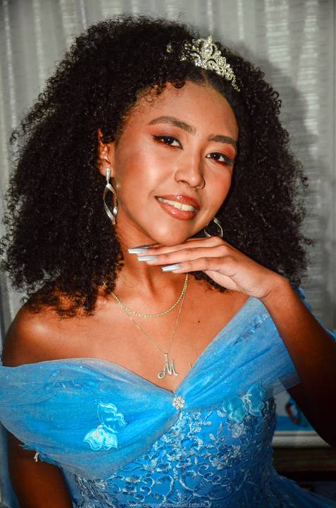 Festa de Aniversário 15 Anos na Tassoni Festas e Eventos em Arroio dos Ratos/RS - Mariane Dorneles'