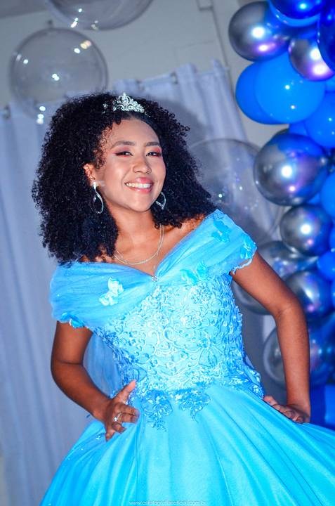 Festa de Aniversário 15 Anos na Tassoni Festas e Eventos em Arroio dos Ratos/RS - Mariane Dorneles'