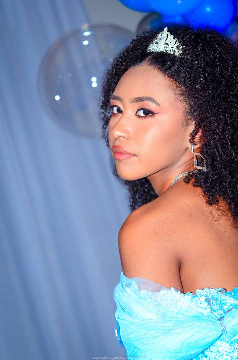 Festa de Aniversário 15 Anos na Tassoni Festas e Eventos em Arroio dos Ratos/RS - Mariane Dorneles'