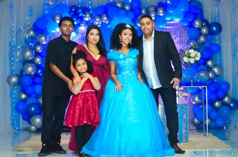 Festa de Aniversário 15 Anos na Tassoni Festas e Eventos em Arroio dos Ratos/RS - Mariane Dorneles'