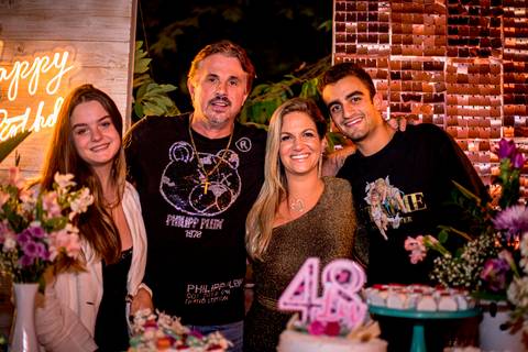 fotografo marco aurelio 
sp
saopaulo
ensaio fotografico
festa de aniversario
ensaio feminino aniversario adulto
portrait
aniversario buffet espaço avelino vip melhor fotografo para evento'