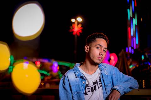 fotografo marco aurelio
sp
saopaulo
ensaio fotografico
ensaio noturno ensaio masculino aniversario adulto jovem teen
portrait parque de diversões luzes
aniversario parque trex melhor fotografo cores tumblr'