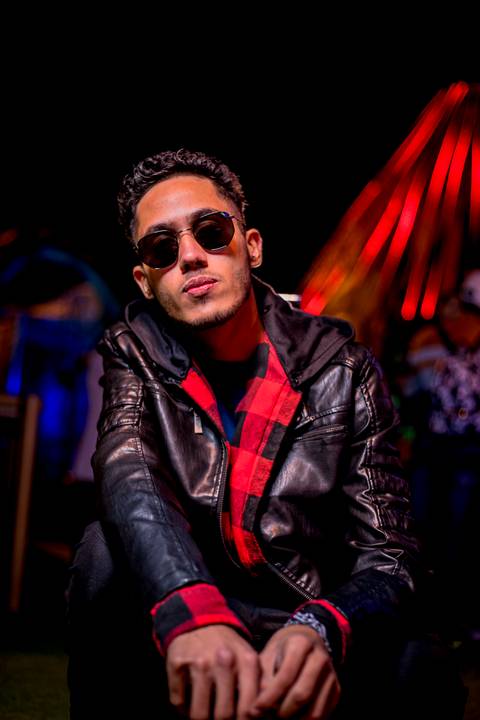 fotografo marco aurelio
sp
saopaulo
ensaio fotografico
ensaio noturno ensaio masculino aniversario adulto jovem teen
portrait parque de diversões luzes
aniversario parque trex melhor fotografo cores tumblr life style fashion oculos de sol, glasses'