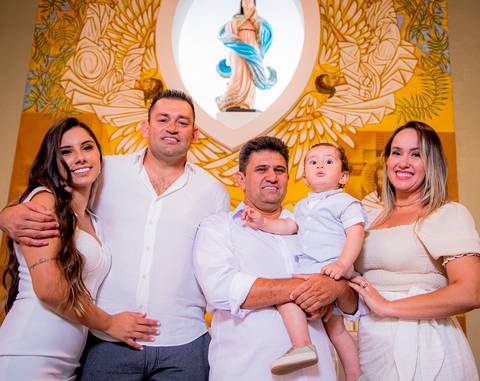 fotografo marco aurelio, batizado de criança em ingreja catolica com a sua familia'