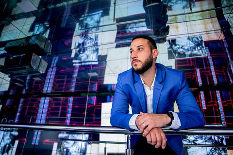 fotografomarcoaurelio
fotografo em saopaulo fotografia
ensaio fotografico
ensaio masculino
externo
sp
portrait
tublr
farolSantander
mirante
barba
look
top arte man men centro blue blazer'