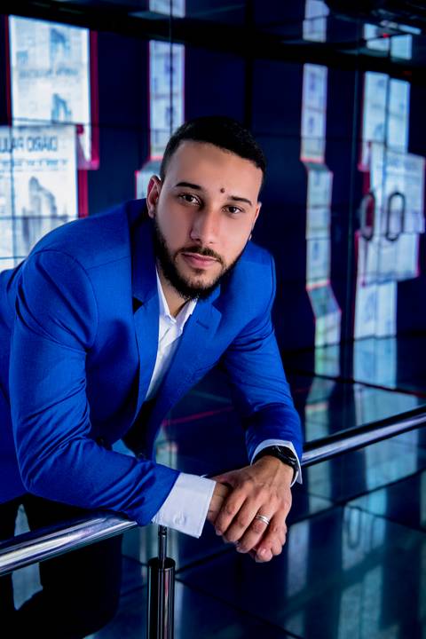 fotografomarcoaurelio
fotografo em saopaulo fotografia
ensaio fotografico
ensaio masculino
externo
sp
portrait
tublr
farolSantander
mirante
barba
look
top arte man men centro blue blazer'