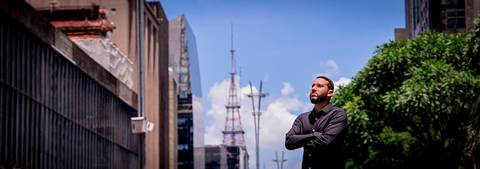 fotografomarcoaurelio
fotografo em saopaulo fotografia
ensaio fotografico
ensaio masculino
externo
sp
portrait
tublr
farolSantander
mirante
barba
look
top arte man men centro blue blazer'