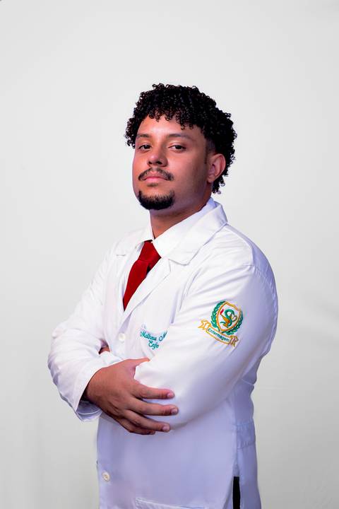 fotografo marco aurelio, ensaio formatura, medicina, enfermagem, ensaio museu do ipiranga, ensaio formatura museu do ipiranga, ipiranga, parque da independencia, ensaio formando, beca, ensaio em familia, fotografo no ipiranga, ensaio profissional'