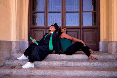 fotografo marco aurelio, ensaio formatura, medicina, enfermagem, ensaio museu do ipiranga, ensaio formatura museu do ipiranga, ipiranga, parque da independencia, ensaio formando, beca, ensaio em familia, fotografo no ipiranga, ensaio profissional'