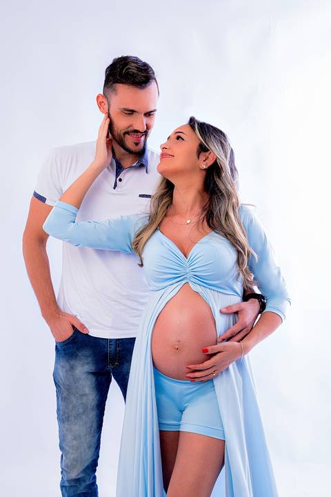 ensaio gestante, vestido de gestante, fotografia de gestante, mae de primeira viagem, ensaio em estudio,'