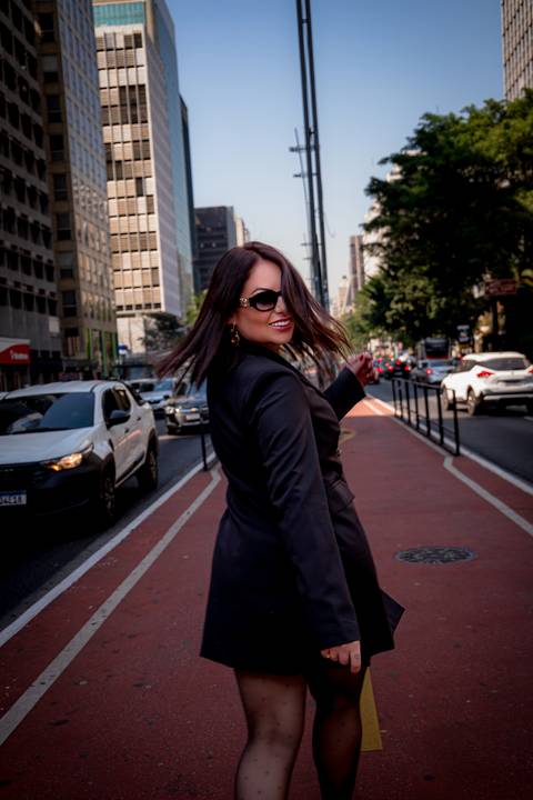 ensaio feminino na av paulista, empreendedora, mulher, fotografo marco aurelio, fotografo em sao paulo, elegante, fotografo premium'