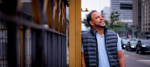 Ensaio masculino na av paulista, moreno, man, eletricista, ensaio branding, negro, autonomo, fotografo em sao paulo,'