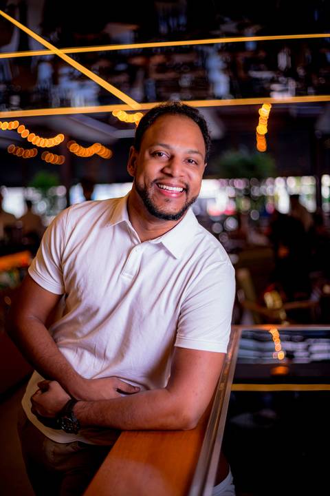 Ensaio masculino na av paulista, moreno, man, eletricista, ensaio branding, negro, autonomo, fotografo em sao paulo,'