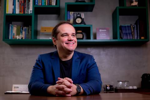 ensaio masculino corporativo branding terno av paulista escritorio'