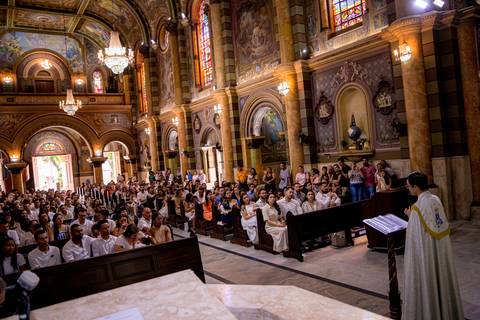 Batizado do pequeno Renan na Catedral de Nossa Senhora do Carmo em Santo André, um lugar lindo e encantador com esta família linda e maravilhosa.'