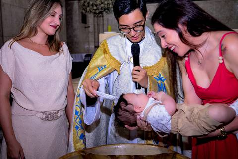 Batizado do pequeno Renan na Catedral de Nossa Senhora do Carmo em Santo André, um lugar lindo e encantador com esta família linda e maravilhosa.'