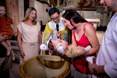 Batizado do pequeno Renan na Catedral de Nossa Senhora do Carmo em Santo André, um lugar lindo e encantador com esta família linda e maravilhosa.'