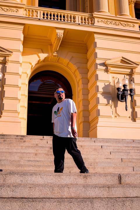 ENSAIO MASCULINO AV PAULISTA LIFE STYLE MEN ENSAIO PREMIUM FOTOGRAFO MARCO AURELIO muai thay luta noturno fogo museu do ipiranga'