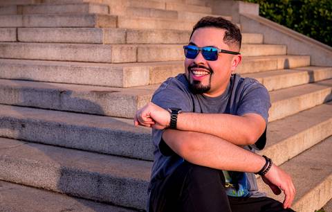 ENSAIO MASCULINO AV PAULISTA LIFE STYLE MEN ENSAIO PREMIUM FOTOGRAFO MARCO AURELIO muai thay luta noturno fogo museu do ipiranga'