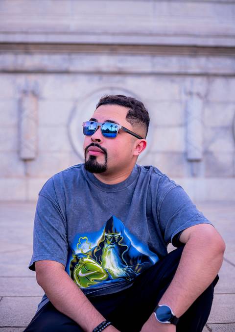 ENSAIO MASCULINO AV PAULISTA LIFE STYLE MEN ENSAIO PREMIUM FOTOGRAFO MARCO AURELIO muai thay luta noturno fogo museu do ipiranga'