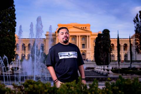 ENSAIO MASCULINO AV PAULISTA LIFE STYLE MEN ENSAIO PREMIUM FOTOGRAFO MARCO AURELIO muai thay luta noturno fogo museu do ipiranga'