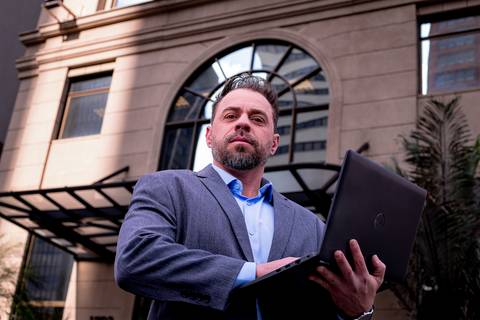 ENSAIO PREMIUM  MASCULINO BRANDING AV PAULISTA LIFE STYLE MEN ENSAIO PREMIUM FOTOGRAFO MARCO AURELIO TERNO SOCIAL ELEGANTE CIDADE MEN HOMEM '