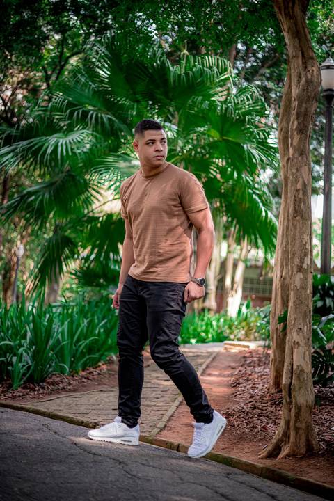 fotografo marco aurelio em sao paulo, Ensaio fotográfico masculino casual em sao paulo  pessoal e no estilo selfies, sem exageros. Parque Buenos Aires, Higienópolis, na região central da cidade de São Paulo. Um lugar bem bonito, elegante e casual. Atmosfe'