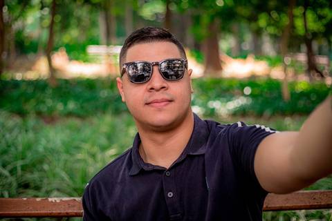 fotografo marco aurelio em sao paulo, Ensaio fotográfico masculino casual em sao paulo  pessoal e no estilo selfies, sem exageros. Parque Buenos Aires, Higienópolis, na região central da cidade de São Paulo. Um lugar bem bonito, elegante e casual. Atmosfe'