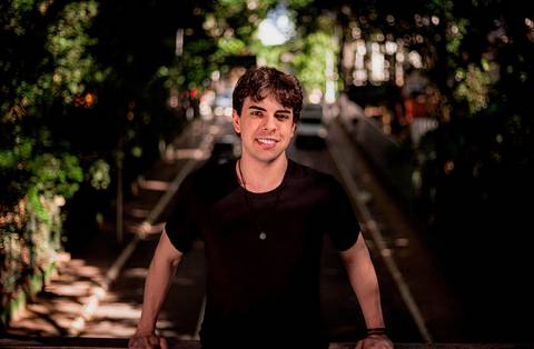 Fotografo Marco Aurélio em Sao Paulo Ensaio Masculino Av Paulista, boas lembranças da cidade de São Paulo, personalidade atual viagem, turismo, passeio, memorizar, geek, jovem, rapaz, parque trianon, masp, rua street'