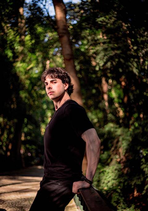 Fotografo Marco Aurélio em Sao Paulo Ensaio Masculino Av Paulista, boas lembranças da cidade de São Paulo, personalidade atual viagem, turismo, passeio, memorizar, geek, jovem, rapaz, parque trianon, masp, rua street'