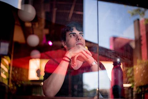 Fotografo Marco Aurélio em Sao Paulo Ensaio Masculino Av Paulista, boas lembranças da cidade de São Paulo, personalidade atual viagem, turismo, passeio, memorizar, geek, jovem, rapaz, parque trianon, masp, rua street'