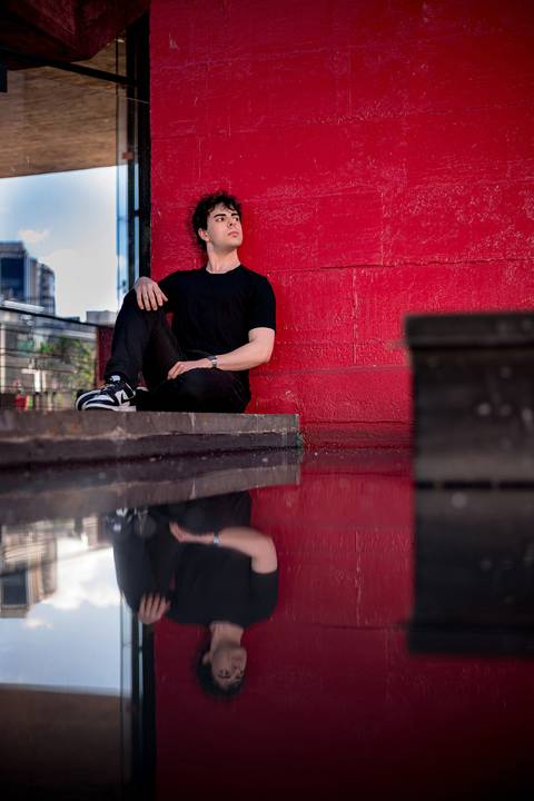 Fotografo Marco Aurélio em Sao Paulo Ensaio Masculino Av Paulista, boas lembranças da cidade de São Paulo, personalidade atual viagem, turismo, passeio, memorizar, geek, jovem, rapaz, parque trianon, masp, rua street'