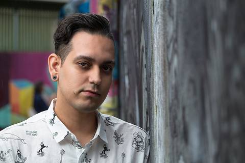 Ensaio Masculino no Beco do Batman em São Paulo, fotografo marco aurelio, fotografo em sao paulo,fotos tumblr, arte, grafite, fotos criativas, ensaio na chuva, moda, fashion, portrait, chic, estiloso, '