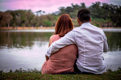 criativo Romantico ensaio pre wedding pelo fotografo Marco Aurélio em São Paulo no parque do ibirapuera'
