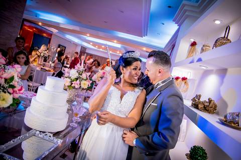 casamento, fotografo em sao paulo,noivo,making of, casamento em guarulhos, fotografo marco aurelio, casamento em sao paulo, luxo, glamour, cerimonia dos noivos, enfim casados,vestido de noiva, traje do noivo, noivos, CORTE DO BOLO'